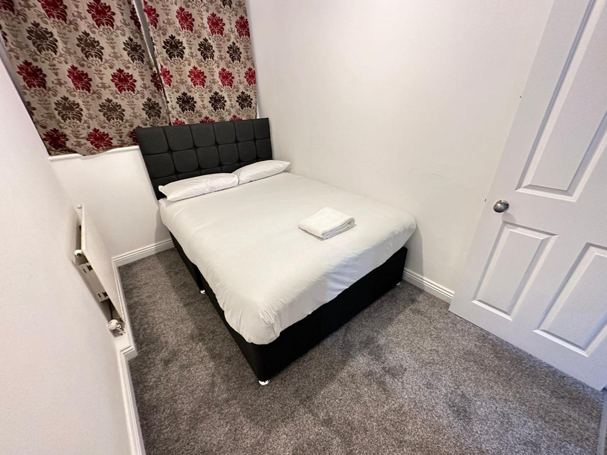 3 Bedroom King Cross Station City Centre Londra Exterior foto