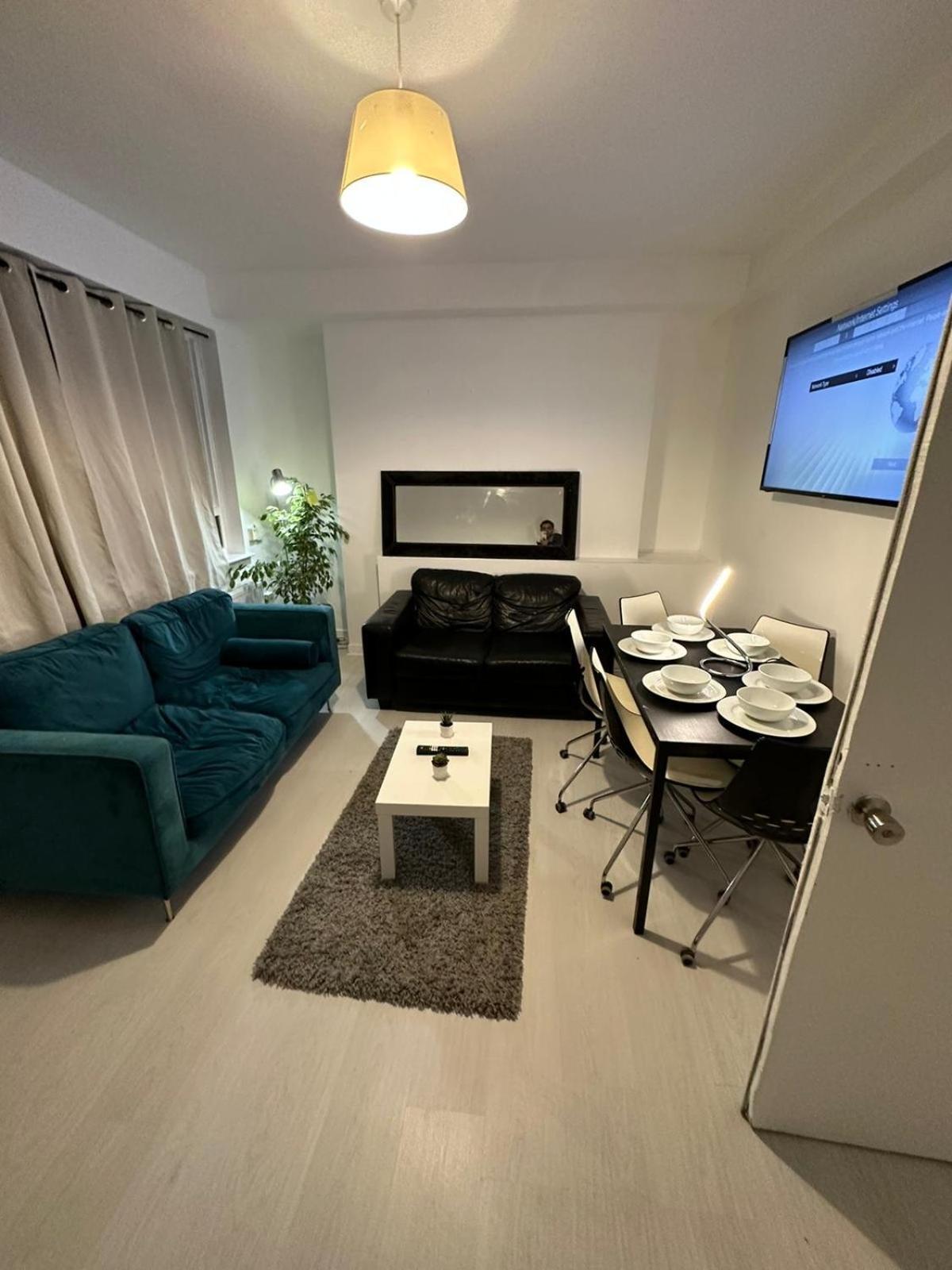 3 Bedroom King Cross Station City Centre Londra Exterior foto